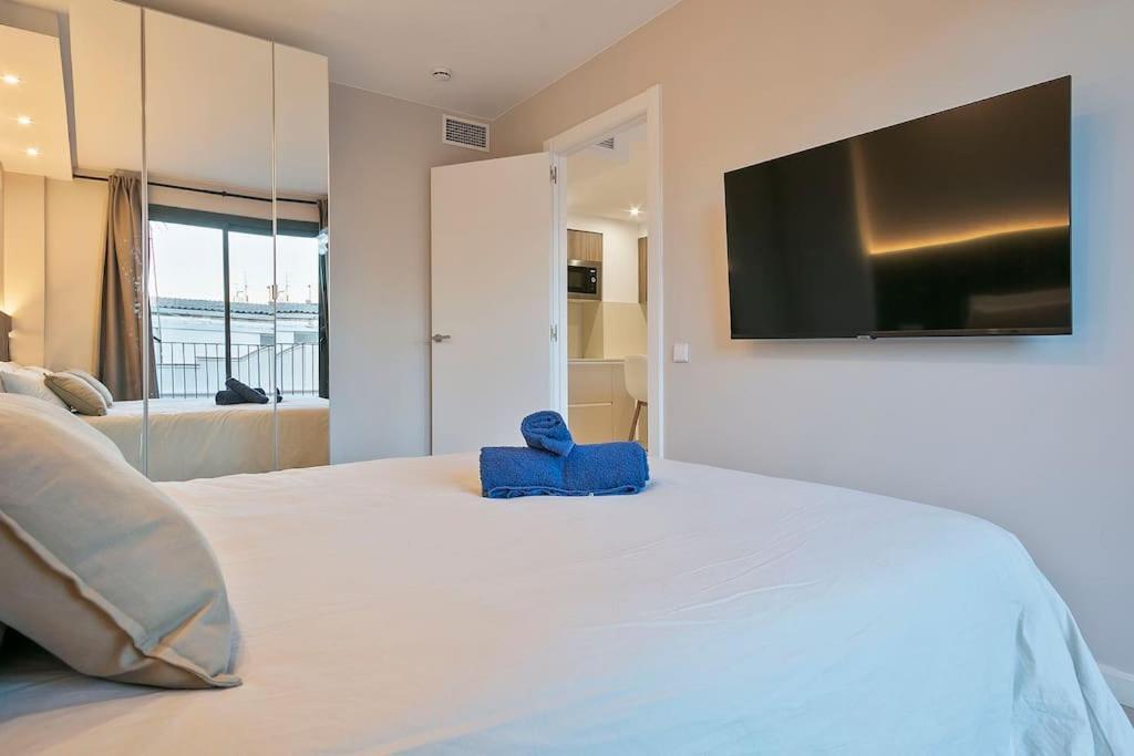 Your Home- Apartment Camp Nou 2A โอสปิตาเล็ต เดอ โยเบรกัต ภายนอก รูปภาพ